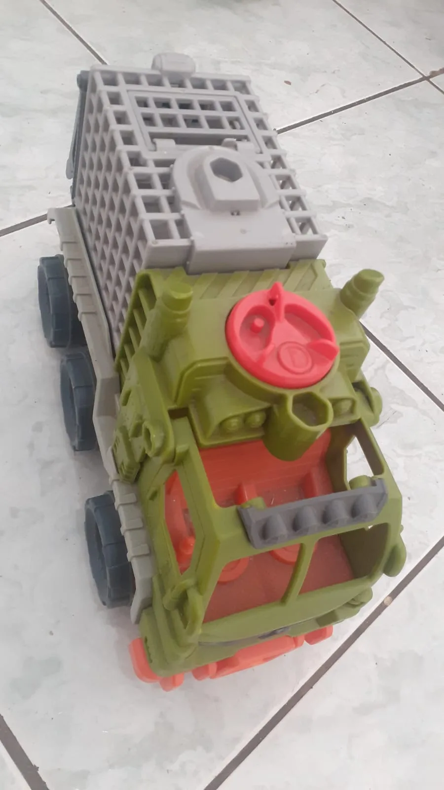 Jurassic World Caminhão Gaila de Dinossauro